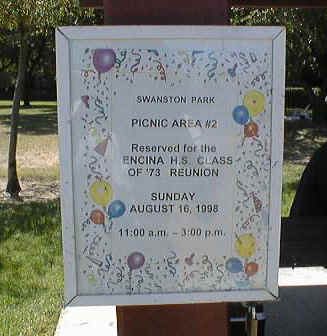 picnic21_sign.JPG (42026 bytes)